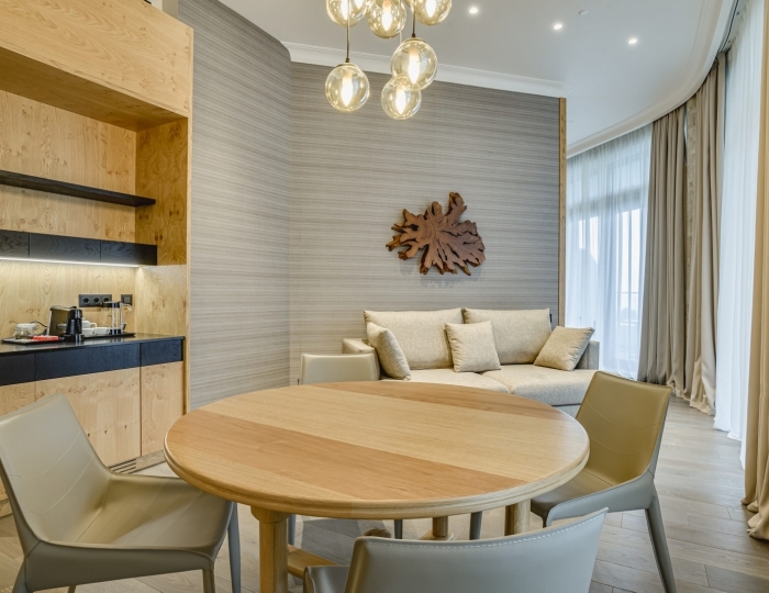 Люкс Представительский 2-местный 2-комнатный с видом на парк - Отель Luciano Wellness & SPA Foros / Лучано Вэлнес и СПА Форос