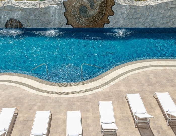 Открытый бассейн - Отель Luciano Wellness & SPA Foros / Лучано Вэлнес и СПА Форос